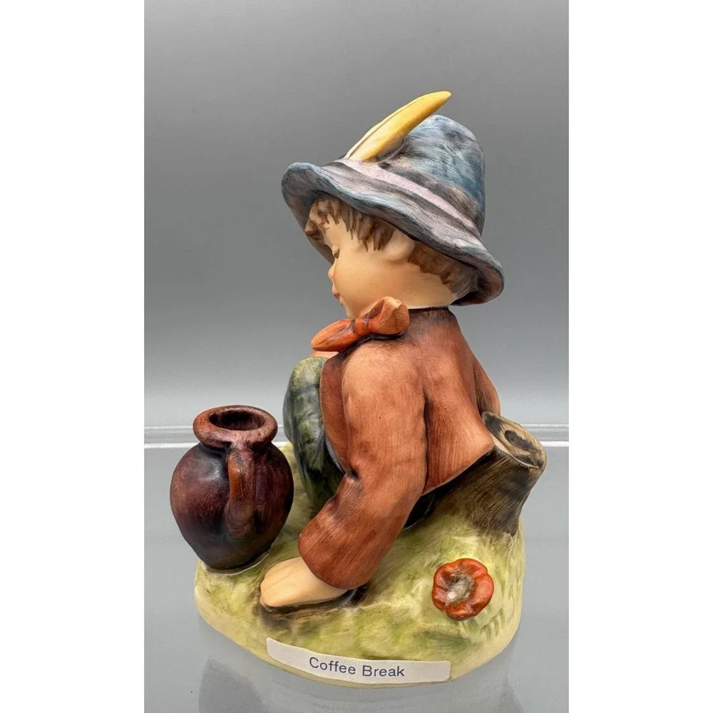 Goebel Hummel Figurine 